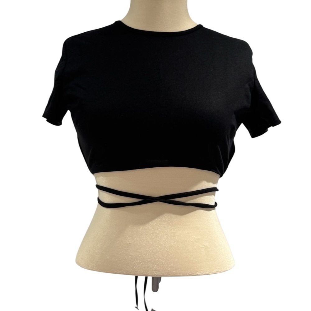 Adika Black Wrap Short Sleeve Crop Top - size M